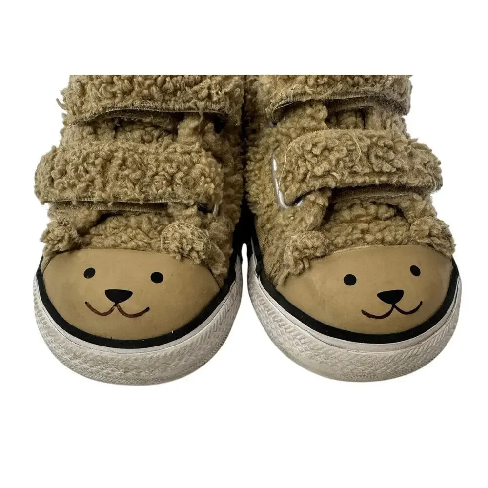 CONVERSE Chuck Taylor All Star Easy On Teddy Bear Fuzzy Strap Shoes Toddler Sz 5